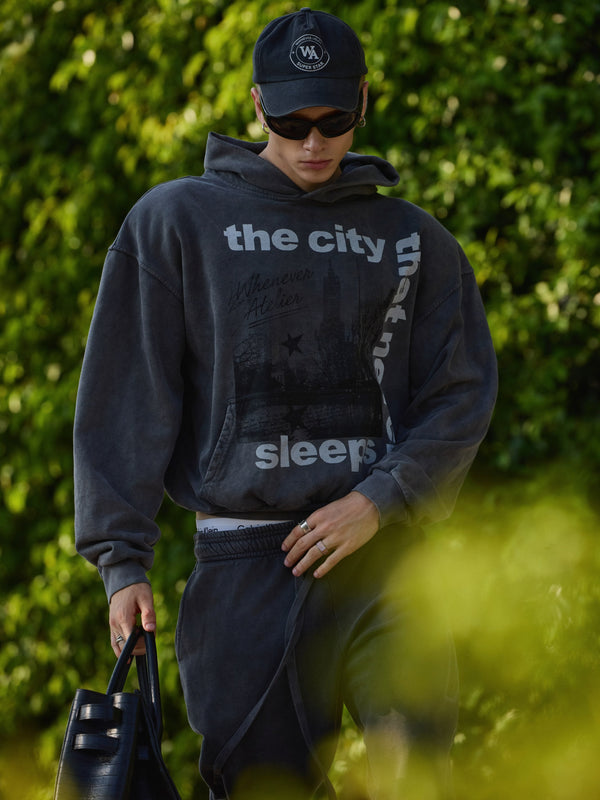 Hoodies & Sweatshirts
